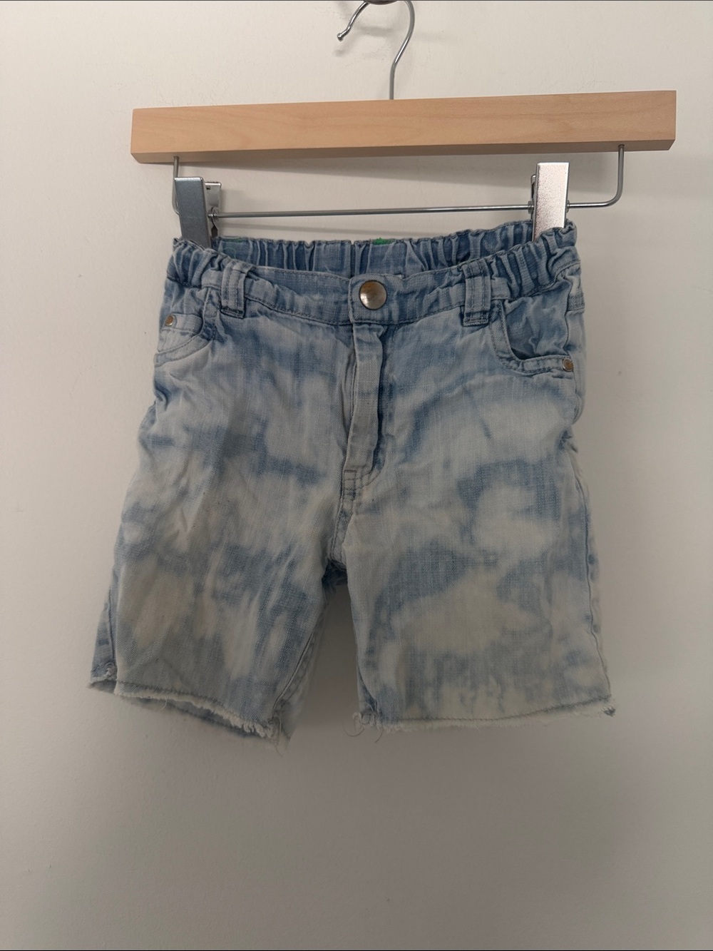 Egg Designer Kids Light Blue Tie-Dye Denim Shorts 2 years